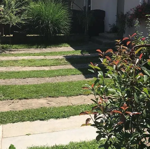 Veronika アパート