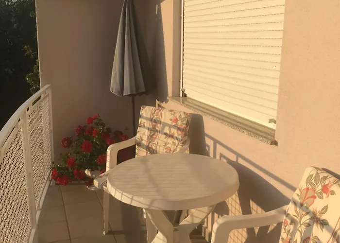 Veronika Appartement *